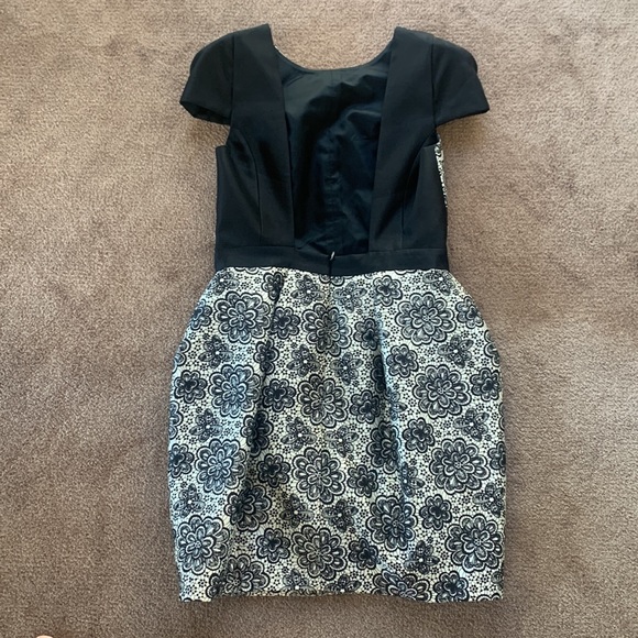 TIBI Black/White floral cap sleeve dress in size 4 - Picture 2 of 6